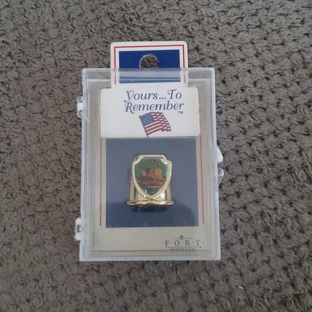 NWT Dayton Ohio Thimble